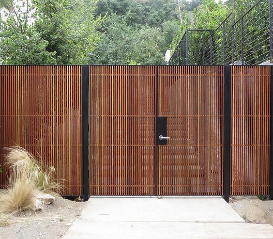 Placeholder gate 2